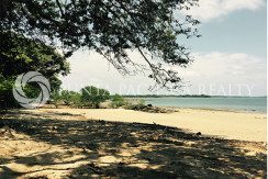 Spectacular Ocean Front Lot on Isla Viveros for Sale