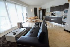 Rented Wooden Decor 2 Bedroom + Den in The Ocean Club (Trump)
