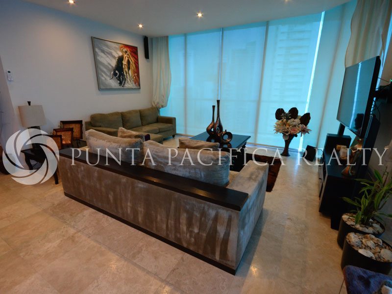 Fully Decorated 1 Bedroom Apartment in Sky Av. Balboa for Rent