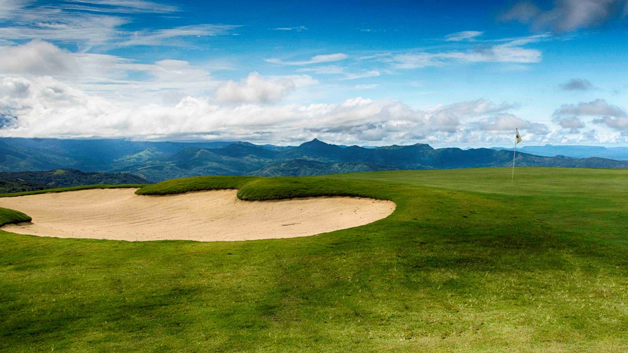 Diapositiva9 Explore Lucero Homes Golf & Country Club