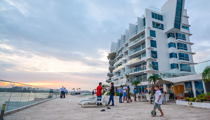 Naos Harbour Island Earns ‘Superhost’ Designation for Second Quarter in a row