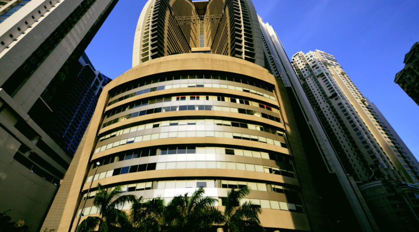 US Judge Sides with Ocean Club Owners