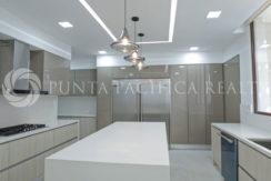 Marble Finishing | Spectacular Ocean Views | 3-Bedroom Apartment in The Residences