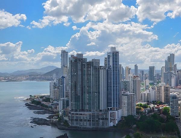 Panama Will Offer Vaccines to Tourists