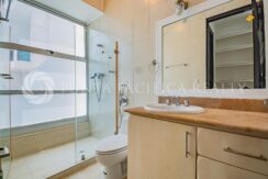 AQM1118-21A0bathroom#5Aquamare18A