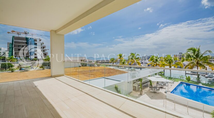 BCR21E1-1210balcony#2BCRE1lvl100