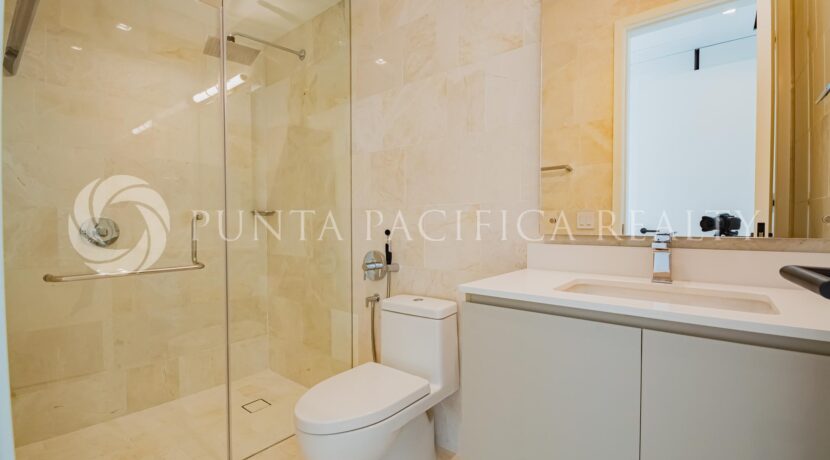 BCR21E1-1210bathroom#13BCRE1lvl100