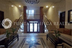 Not Available | Unfurnished | 4-Bedroom Apartment In P.H. Tamanaco
