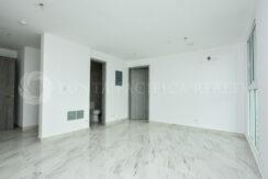 For Sale | 1 Bdrm Apartment | Unfurnished | El Botanico