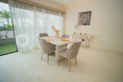 For Sale & For Rent | Furnished Oceanfront Apartment | One of a Kind 1-Bedroom | Seascape, Ocean Reef Island
