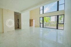 Sold | Exquisite 3 Bedroom Villa | Ocean and City Views | Ocean Reef Islands
