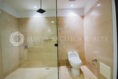 TOC2403-0203bathroom#4Toc3103