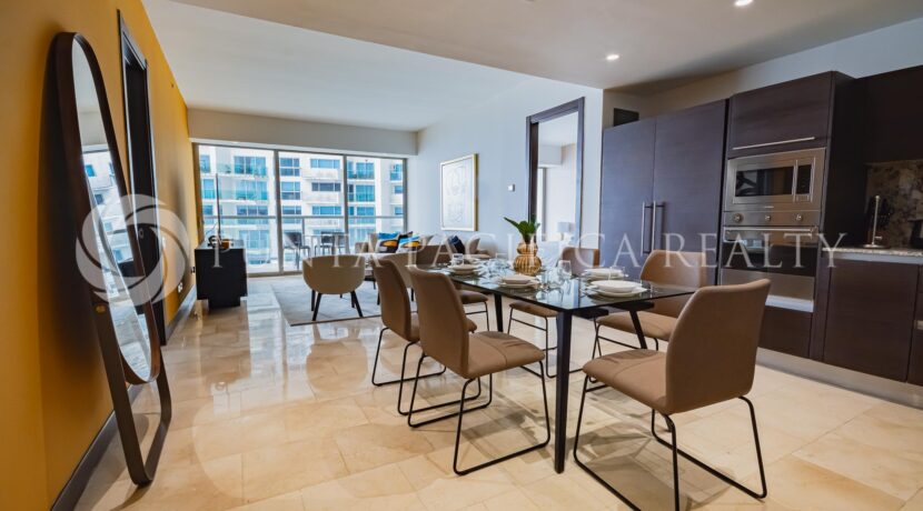 TOC2403-0203livingroom#16Toc3103