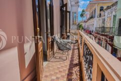 CUATROCASAS2407-0400balcony#1CuatroCasas7