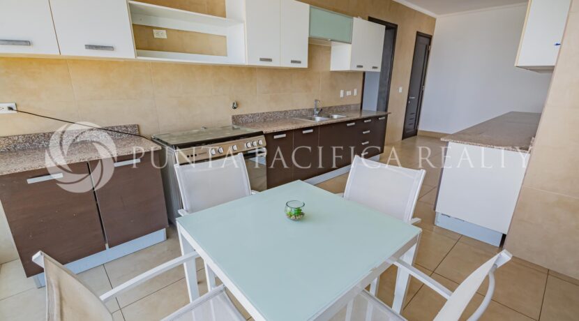 QTW2447-040Akitchen#15QTower47A
