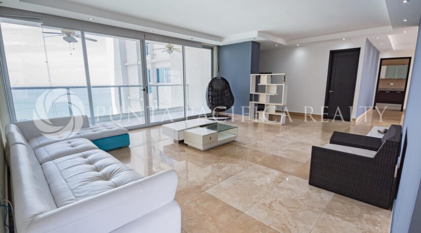 QTW2447-040Alivingroom#19QTower47A
