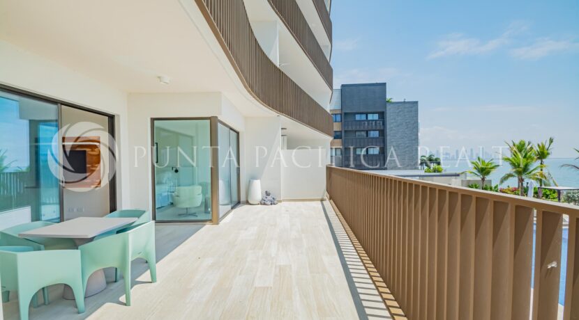 SEA24C2-04100balcony#2Seascape