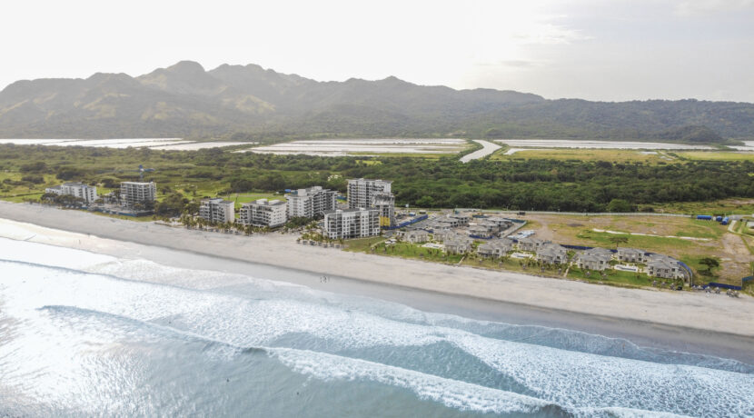 Investor-Friendly Surfside Resort Opens in Playa Caracol