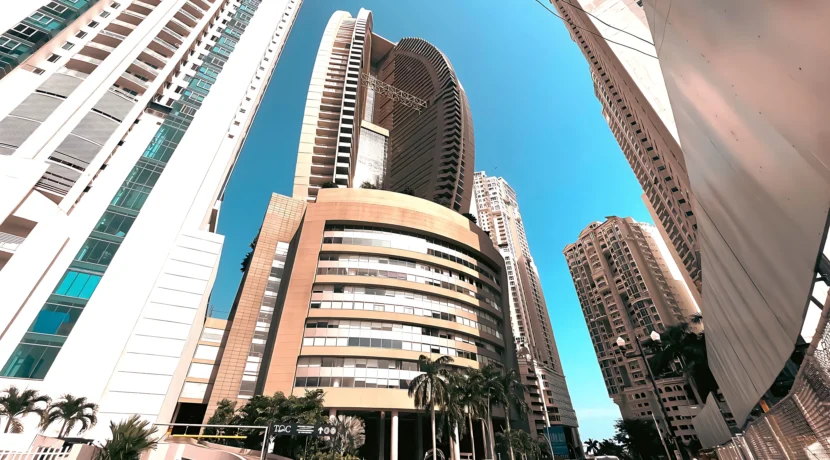 Punta Pacifica Gets Raves from International Biz Site