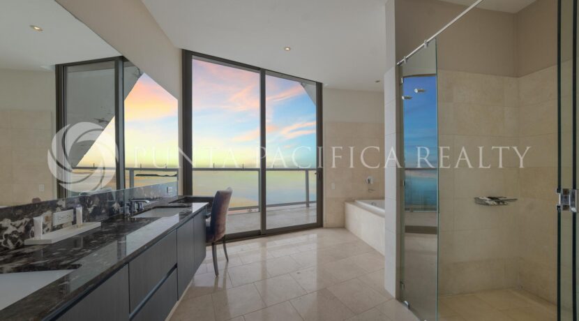Penthouse 65-25