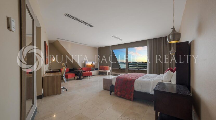 Penthouse 65-37