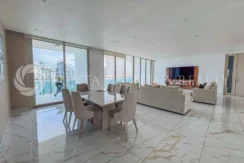 Rented | For Sale | Elegant 3 Bedroom + Den Residence | In Aqualina Tower