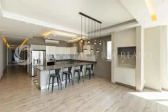 Sold | Elegant 2-Bedroom Apartment in The Rivage