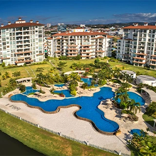 michael-fields-tour-residences-with-pool Discovery Tours Panama