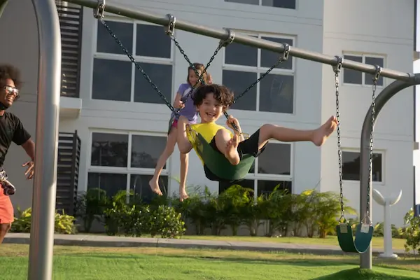 the-tides-amenities-children-playing The Tides