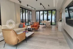 For Rent | For Sale | Resort-Style Mansion with Private Pool and Jacuzzi in Velamar