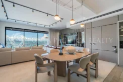 Ultra-Luxury 3-Bedroom Waterfront Residence for Sale at Ocean Villa