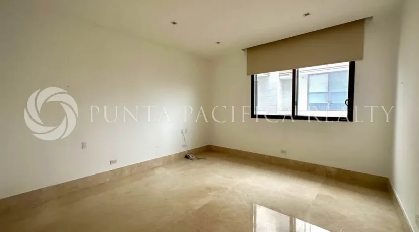PH GARDEN APT 2-2