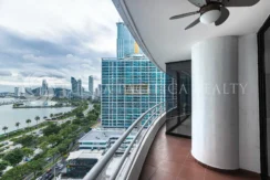 For Sale | For Rent | Spacious 3-Bedroom Apartment Steps from the Cinta Costera
