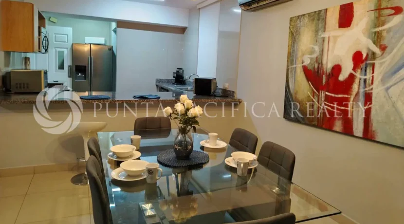 Privé-4