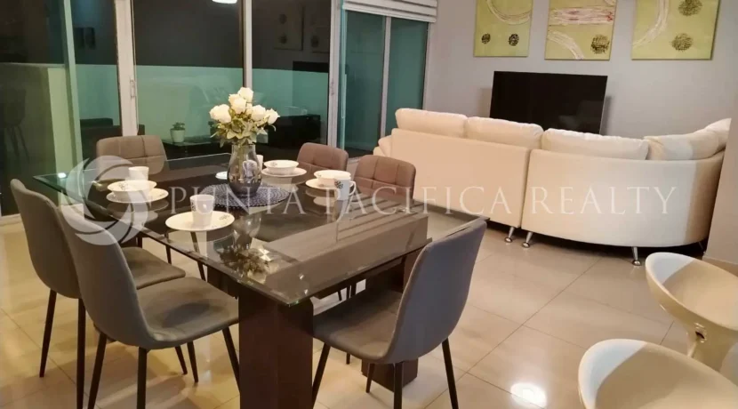 Privé-5