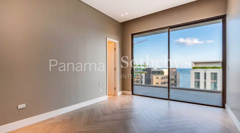 Skyhomes 10 32